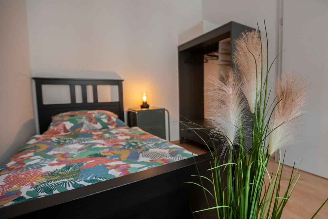 Zwickau Mittendrin, Tolles Balkon-Apartment מראה חיצוני תמונה